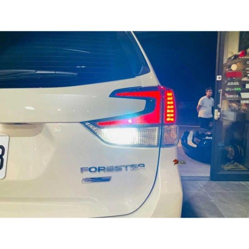 《宏沅國際》 SUBARU FORESTER SK 森林人專用 6000K LED 超高亮 透鏡 倒車燈 600LM